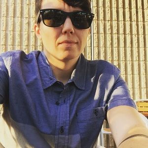 Meet your Posher, Stephanie